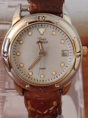 Vintage Ladies TIMEX INDIGLO Watch with Brown Leather Band - WORKS!